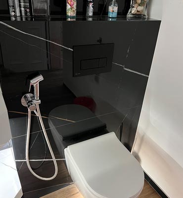 Inodoro con Cisterna Empotrada